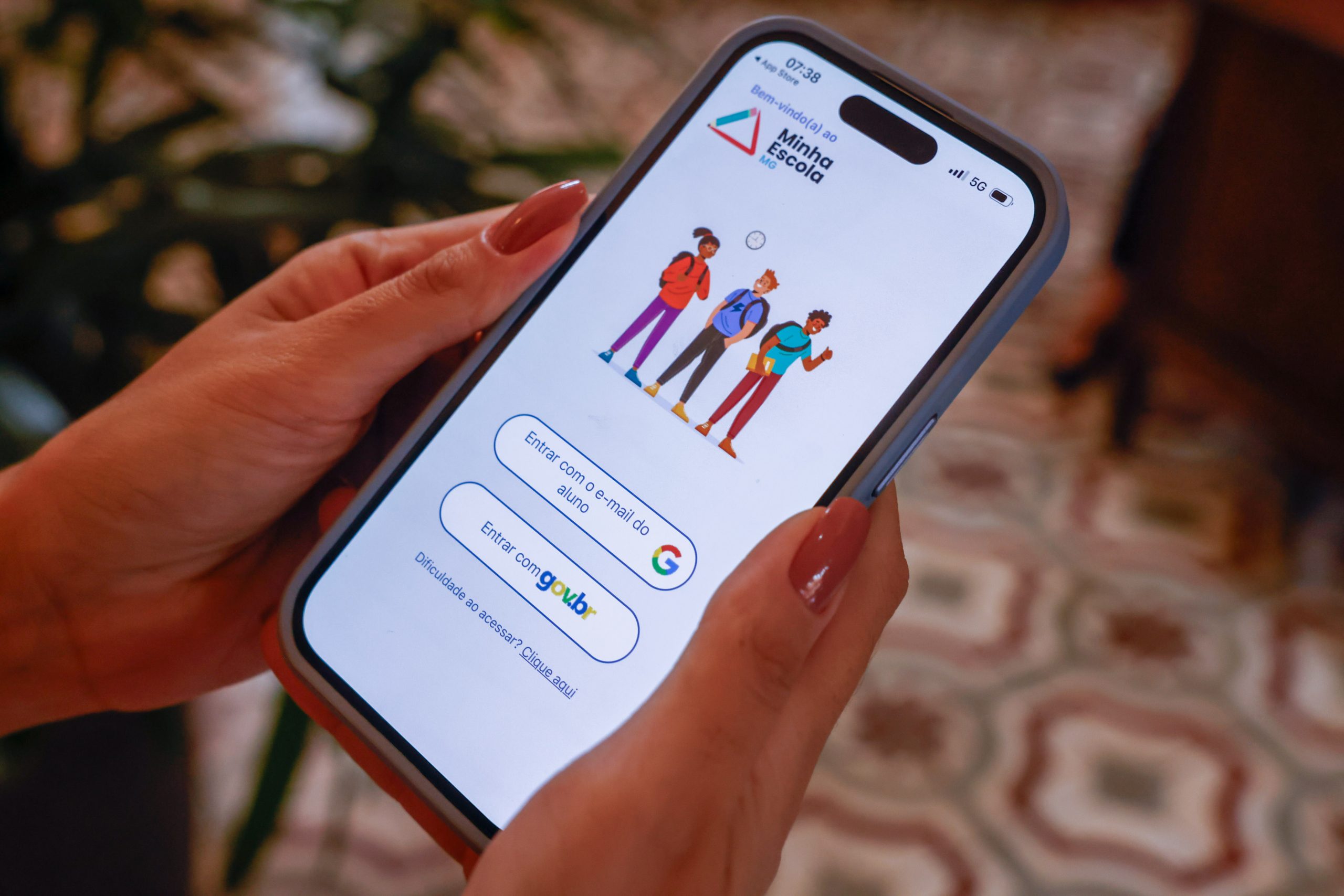 Aplicativo Minha Escola MG facilita acesso às informações acadêmicas dos estudantes da rede estadual